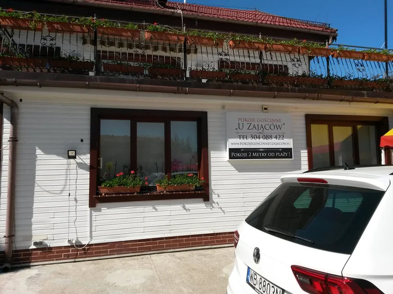 Kaseton dla Pokoje Gościnne u Zająców w Sarbinowie.