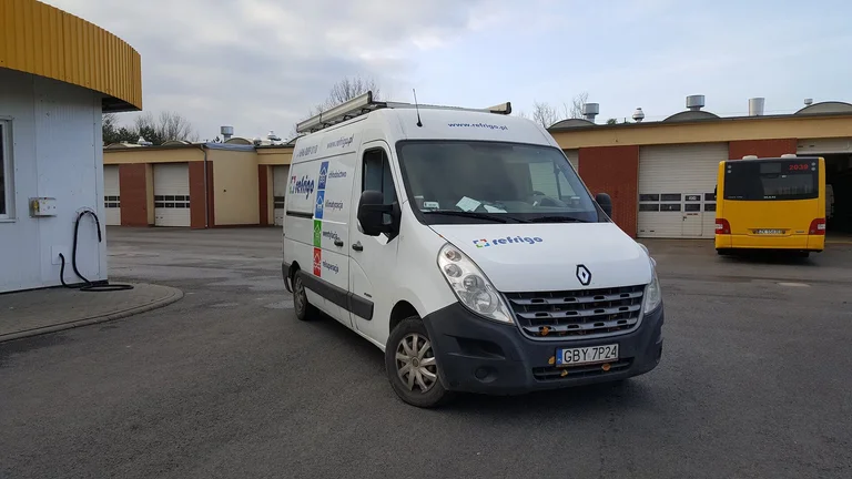 Oklejenie pojazdu serwisowego Refrigo