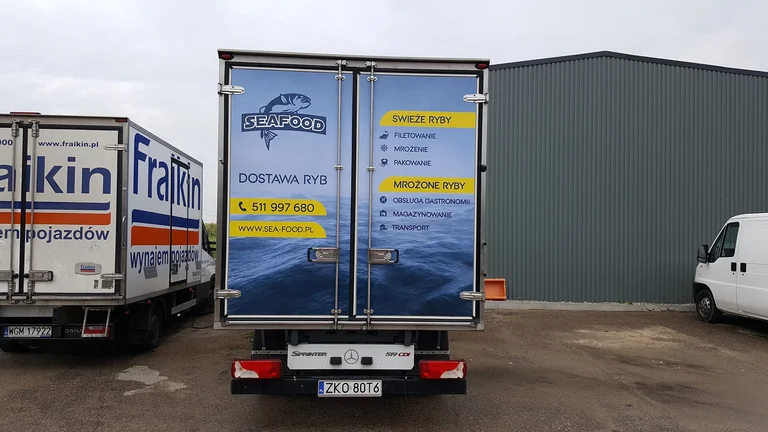 Oklejenie samochodu-chłodni Seafood