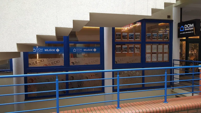 Oznakowanie biura Dom Deweloper